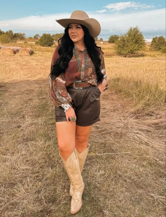 Country Concert look for Plus-Size Queens